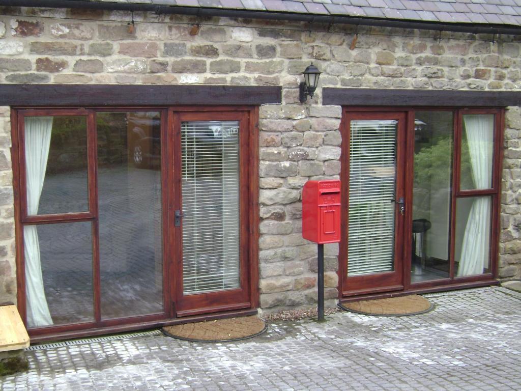 Pillarbox Cottage Matlock  Rum bild